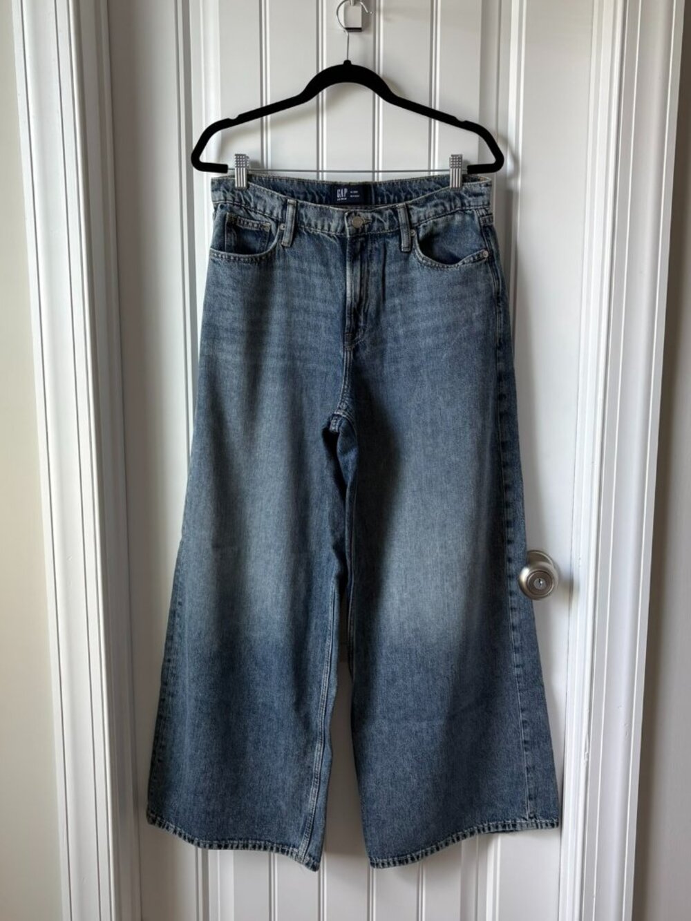 GAP High Rise Wide Leg Cropped Jeans Medium Wash Size 6
